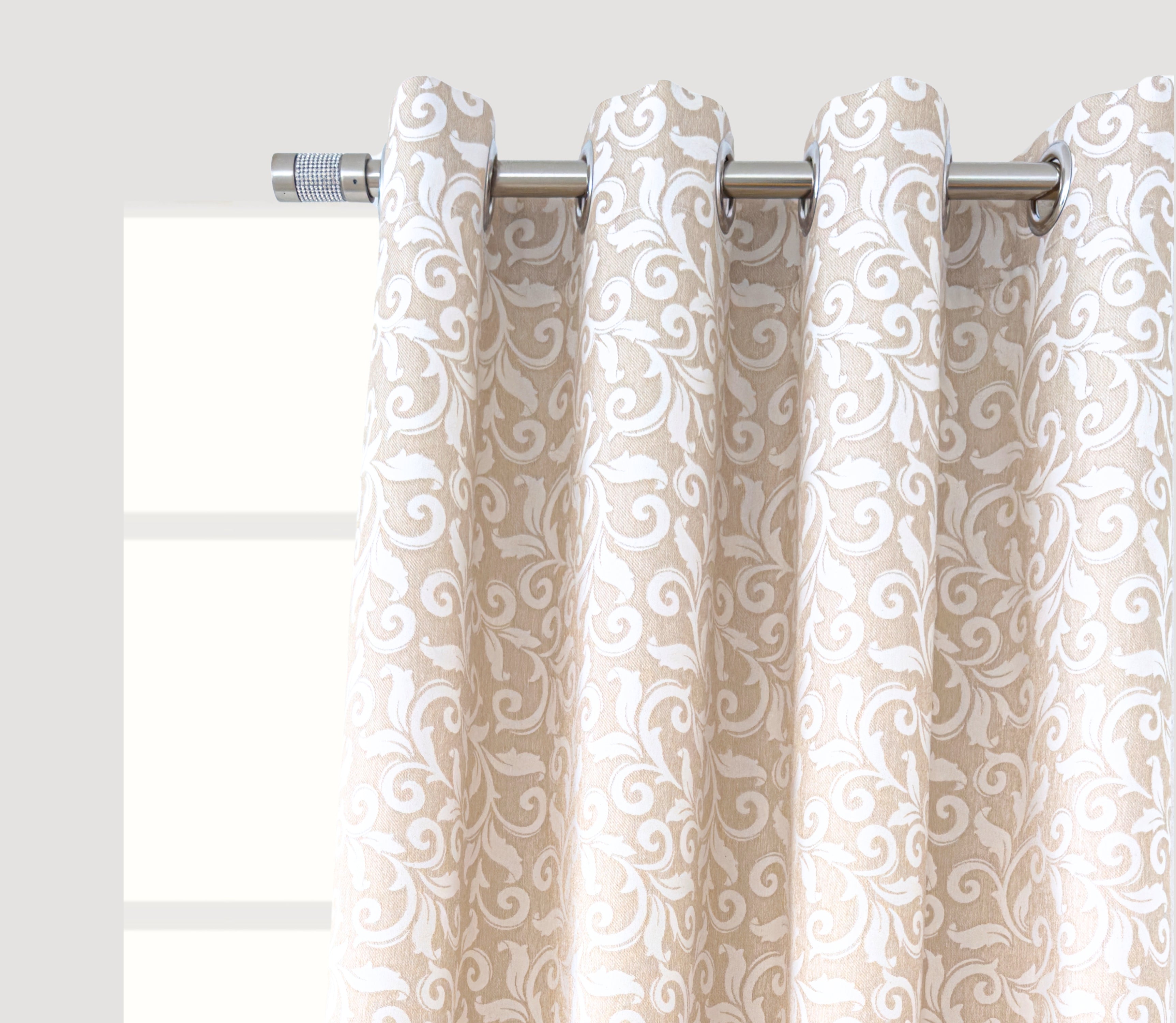 Cortinado Versani Dourado