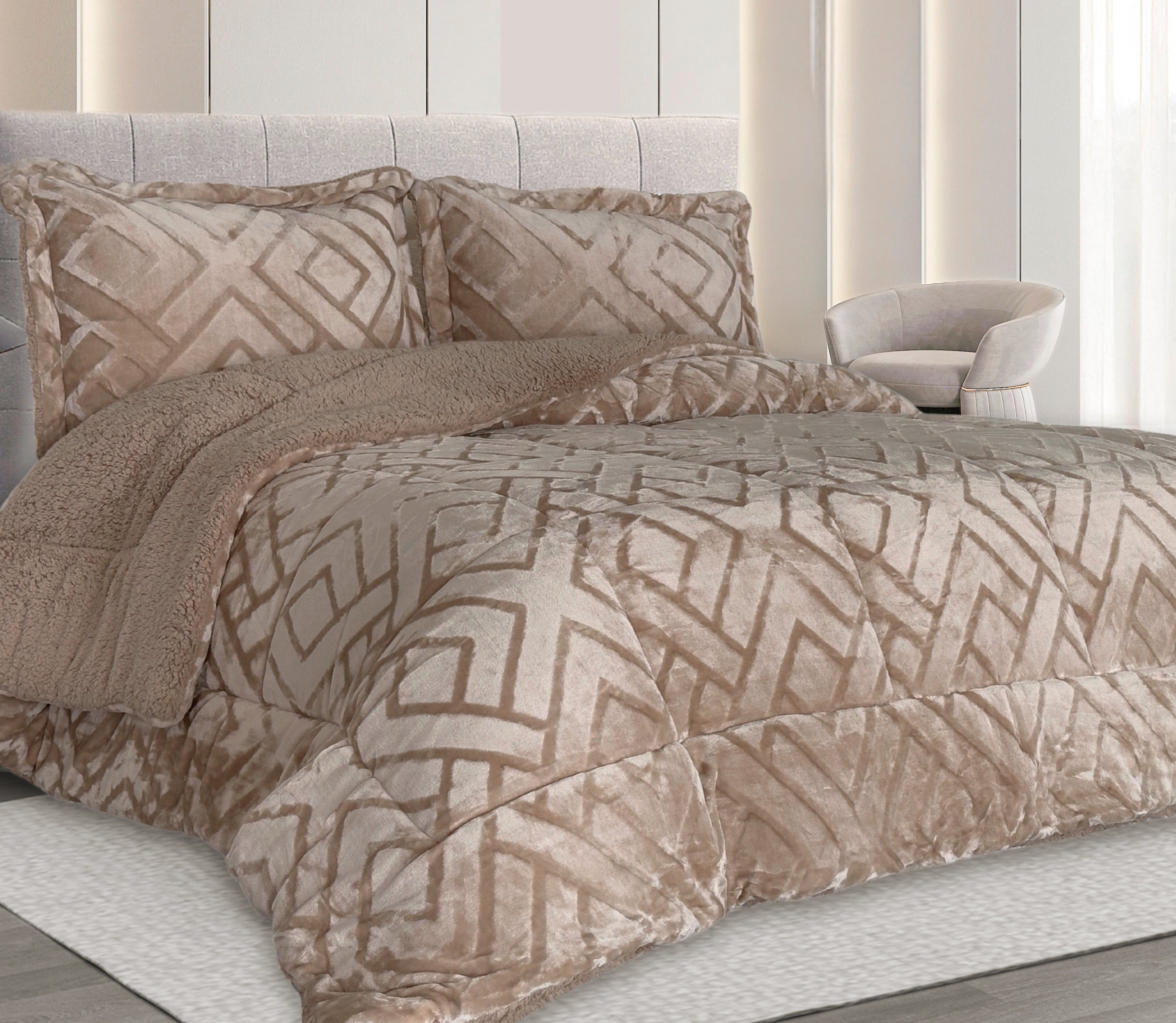 Edredon de Borrego Rubi Bege Escuro